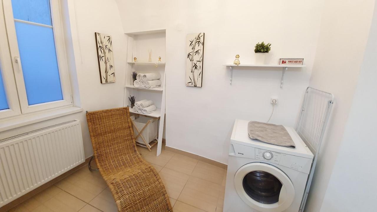 Varkeruelet Apartman 쇼프론 외부 사진